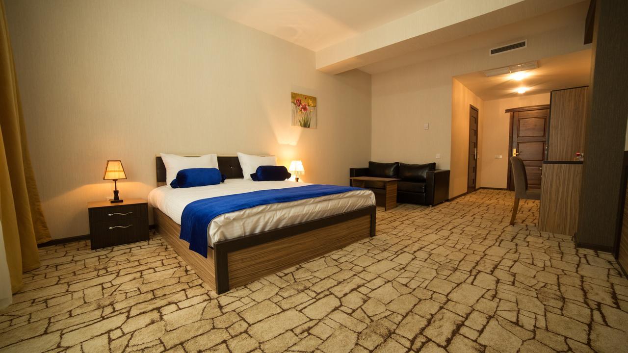 New City Hotel Masazir Exteriér fotografie