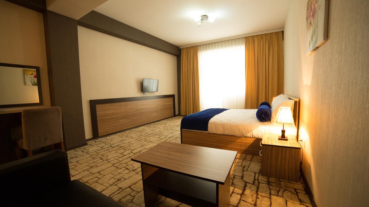 New City Hotel Masazir Exteriér fotografie